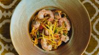 Limon Qabığı ilə Dəniz Məhsulları Linguini