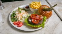 Pendirli Ətli Burger