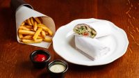 Toyuqlu Sezar Roll